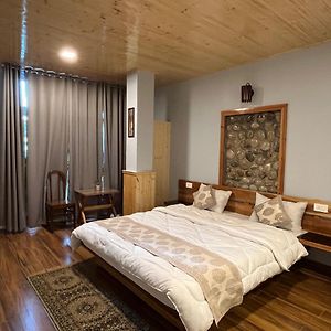 King Room Mountain View